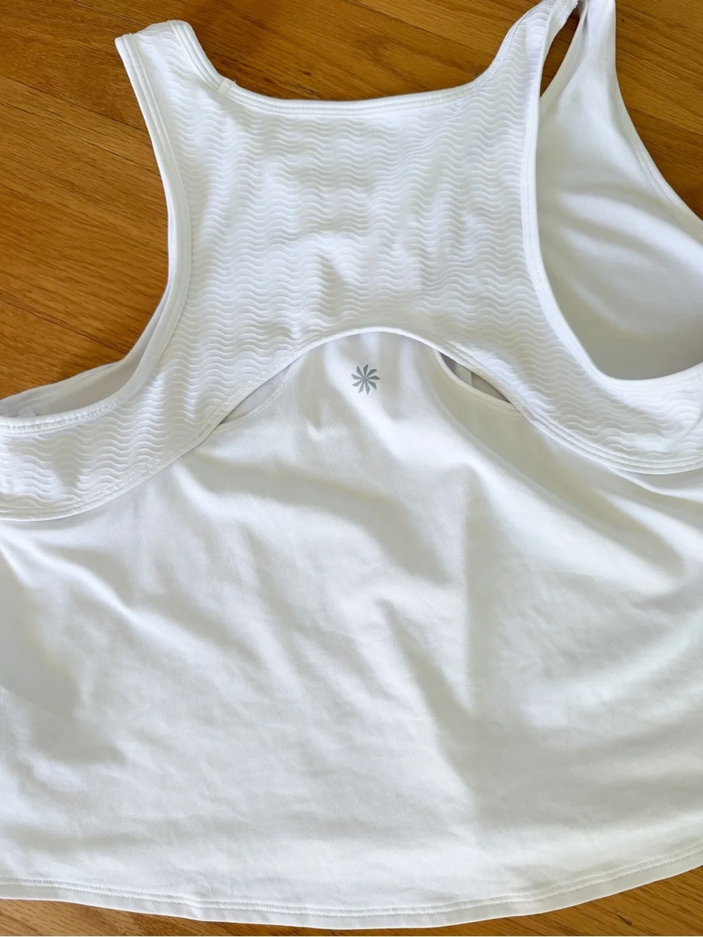 Athleta girls white 3 piece Serve set -jacket- skort - tank 12-14 years
